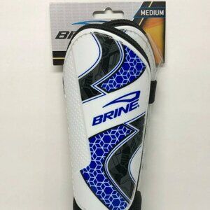Soccer Shin Guards Kids Medium Brine DT-Pro Soccer for up to 5'3" Height New